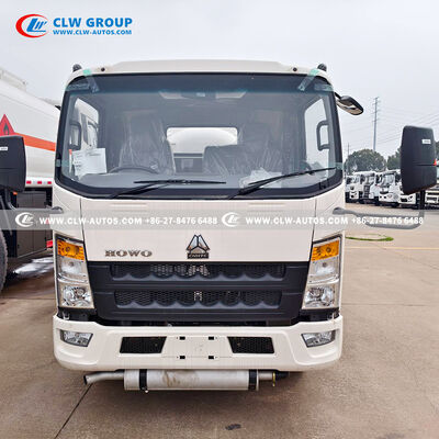 HOWO 4x2 Fuel Dispenser Truck with Explosion-Proof Dispenser and 5-60 L/min Flow Rate Powered by 116hp Diesel Engine